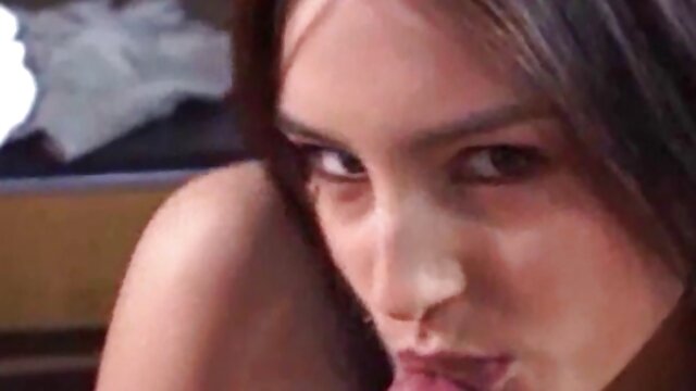 公園での最初のデートはすぐに美しいセックスに変わった 女性 の 為 の エロ アニメ