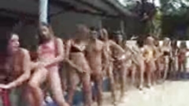 熱いです三人組細身の金髪と経験豊富な恋人 女性 向け sex アニメ