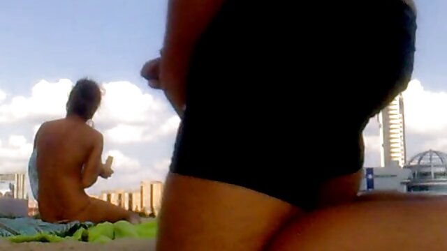 様々なポーズでオーラルセックスを楽しむレズビアン アニメ 女 エロ