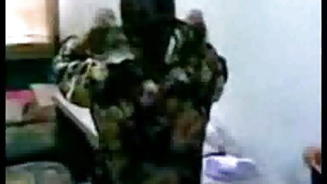 男クソひよこ屋外 女性 安心 エロ アニメ